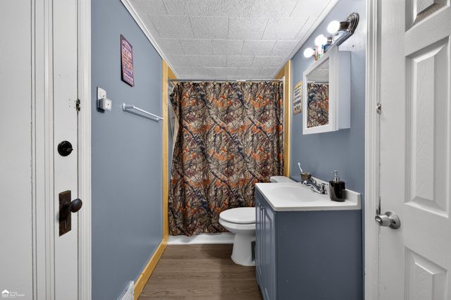 1442 Natalie Drive, Burton, MI 48529