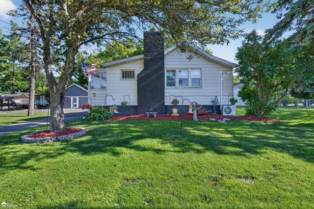 1442 Natalie Drive, Burton, MI 48529