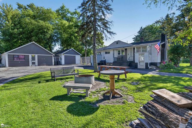 1442 Natalie Drive, Burton, MI 48529