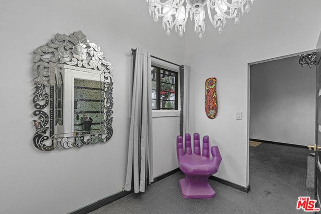 8687 Venice Boulevard, Los Angeles, CA 90034