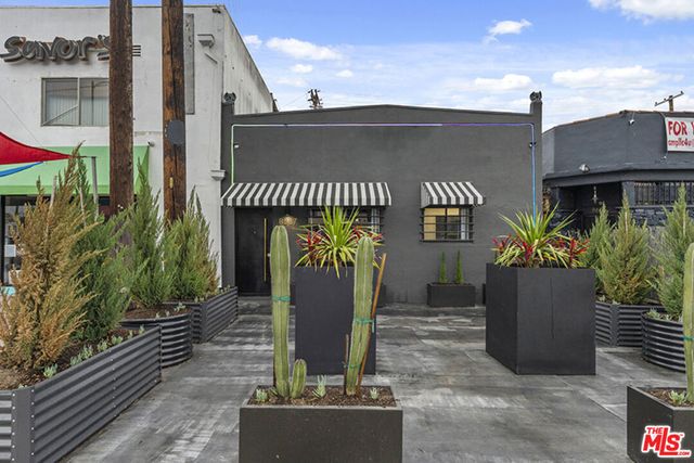 8687 Venice Boulevard, Los Angeles, CA 90034