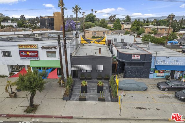8687 Venice Boulevard, Los Angeles, CA 90034