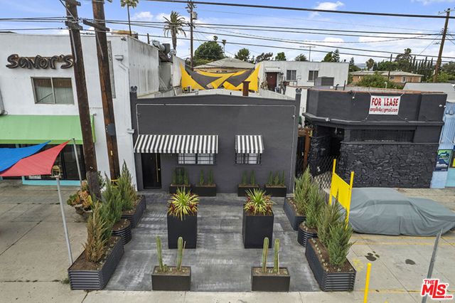 8687 Venice Boulevard, Los Angeles, CA 90034