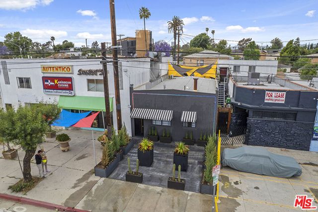 8687 Venice Boulevard, Los Angeles, CA 90034