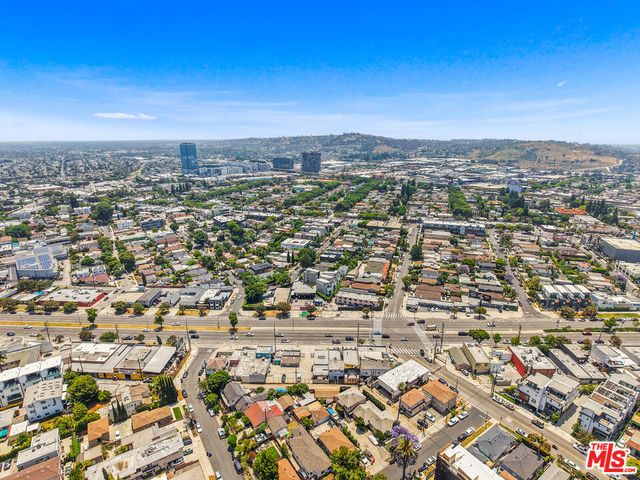 8687 Venice Boulevard, Los Angeles, CA 90034