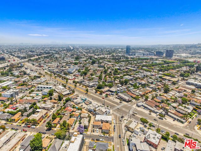 8687 Venice Boulevard, Los Angeles, CA 90034