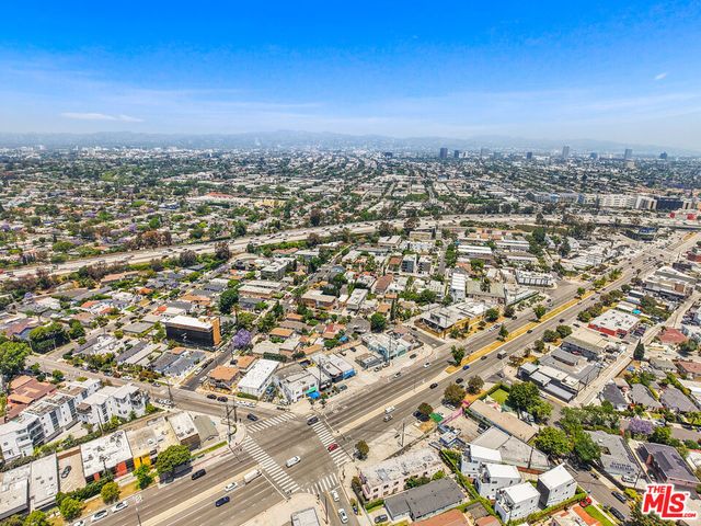 8687 Venice Boulevard, Los Angeles, CA 90034