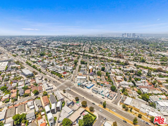 8687 Venice Boulevard, Los Angeles, CA 90034