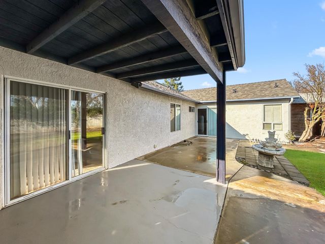 8534 N Meridian Avenue, Fresno, CA 93720