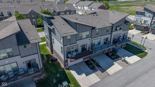 13484 Erlen Drive, Fishers, IN 46037