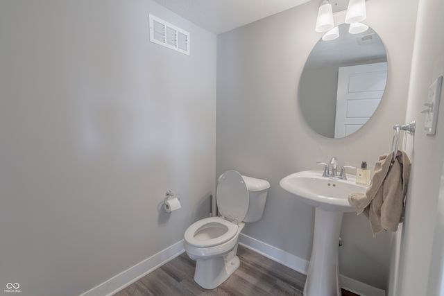 13484 Erlen Drive, Fishers, IN 46037