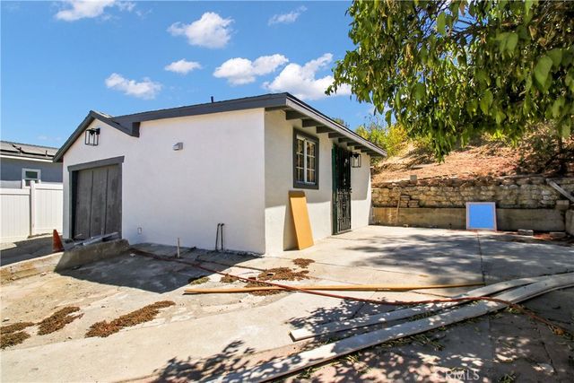 108 S Chestnut, Lake Elsinore, CA 92530