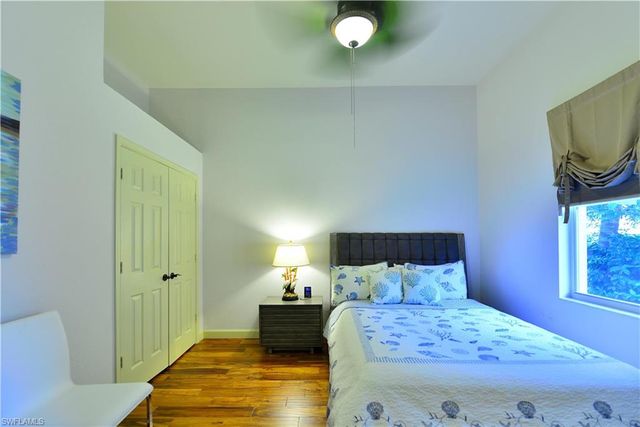 634 Soliel DR, Naples, FL 34110