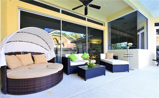 634 Soliel DR, Naples, FL 34110