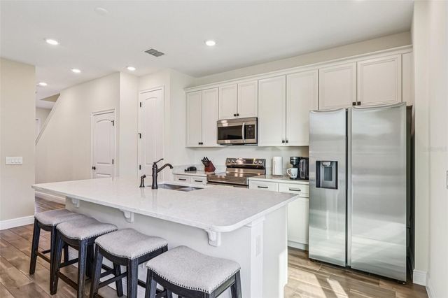 2968 ON THE ROCKS POINT, Kissimmee, FL 34747