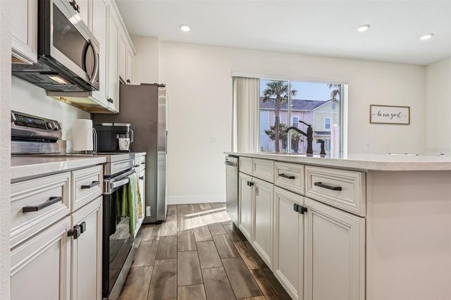 2968 ON THE ROCKS POINT, Kissimmee, FL 34747