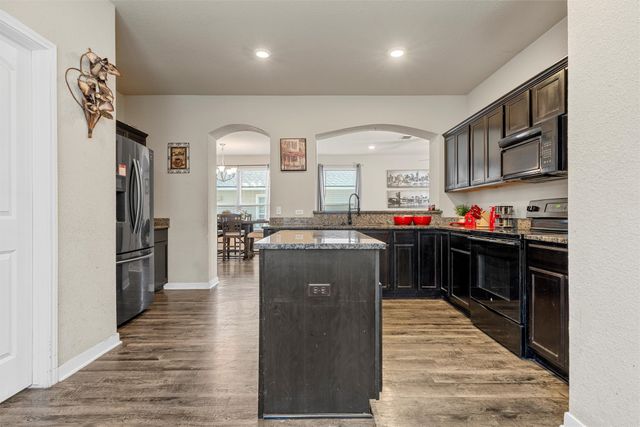 10620 Langham Drive, Waco, TX 76708