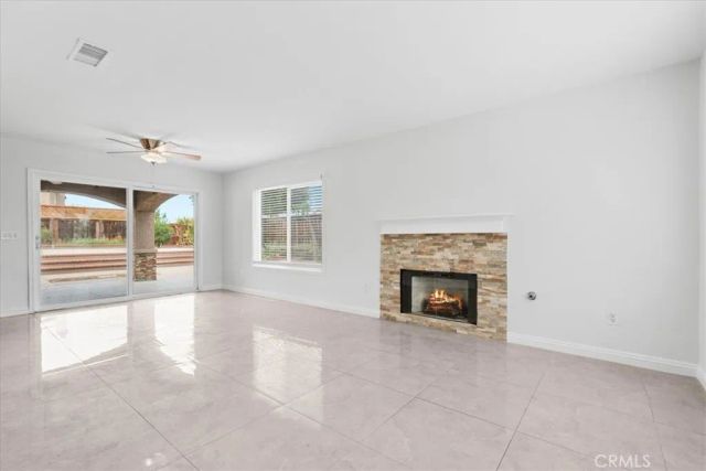 386 Arthur, Corona, CA 92879