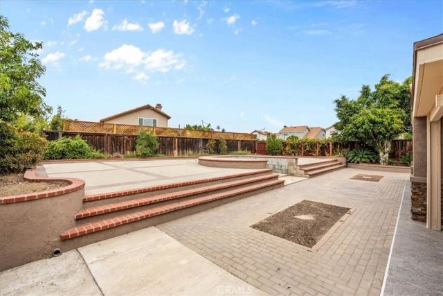 386 Arthur, Corona, CA 92879