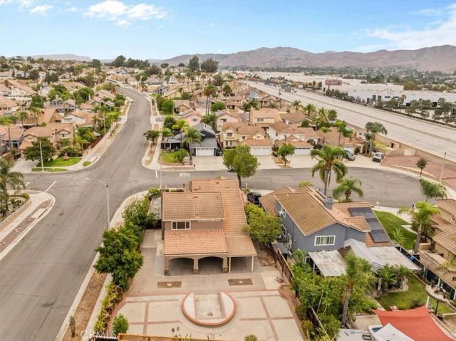 386 Arthur, Corona, CA 92879