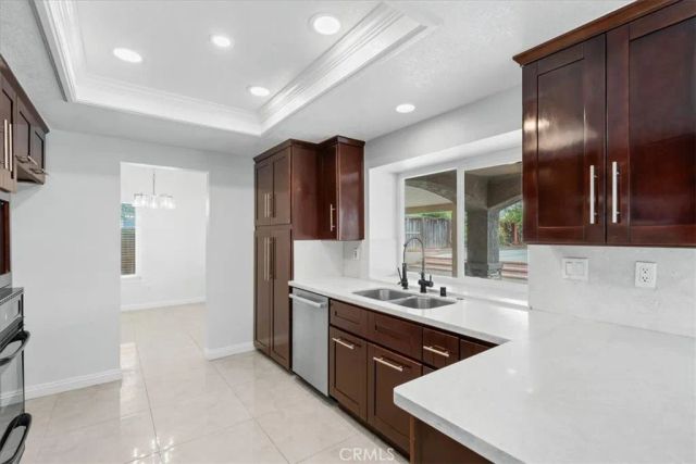 386 Arthur, Corona, CA 92879