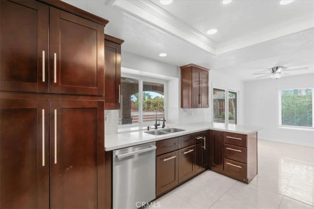 386 Arthur, Corona, CA 92879