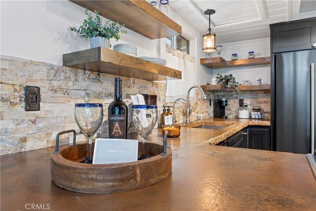 269 Massive, Lake Arrowhead, CA 92352