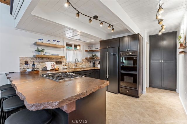 269 Massive, Lake Arrowhead, CA 92352