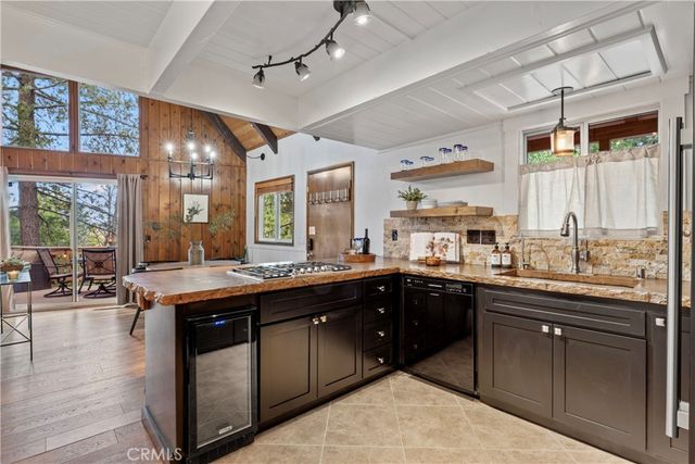 269 Massive, Lake Arrowhead, CA 92352