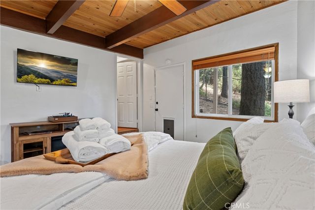 269 Massive, Lake Arrowhead, CA 92352