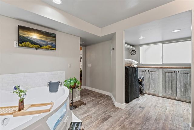269 Massive, Lake Arrowhead, CA 92352