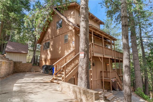 269 Massive, Lake Arrowhead, CA 92352
