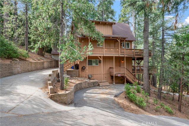 269 Massive, Lake Arrowhead, CA 92352