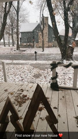 918 E 15th Ave, Winfield, KS 67156