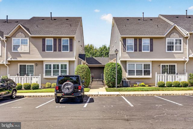 2807 GRAMERCY WAY, Mount Laurel, NJ 08054