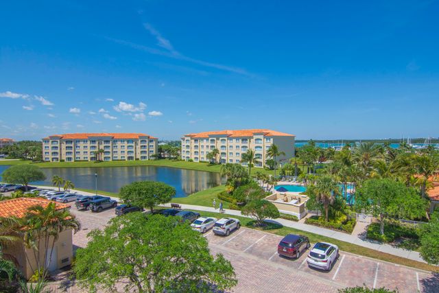 6 Harbour Isle Drive E Ph01, Fort Pierce, FL 34949