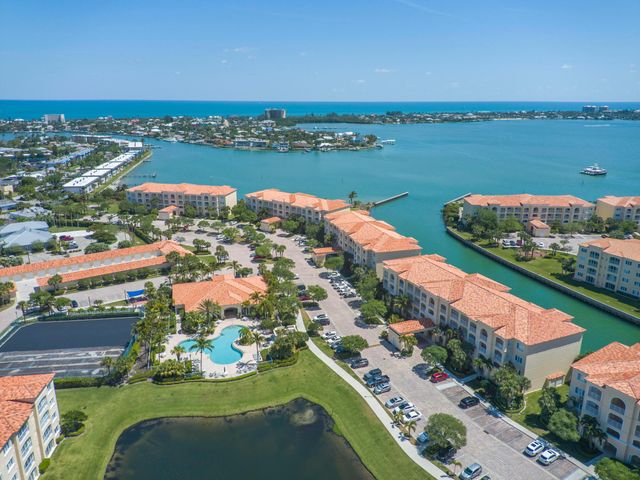 6 Harbour Isle Drive E Ph01, Fort Pierce, FL 34949