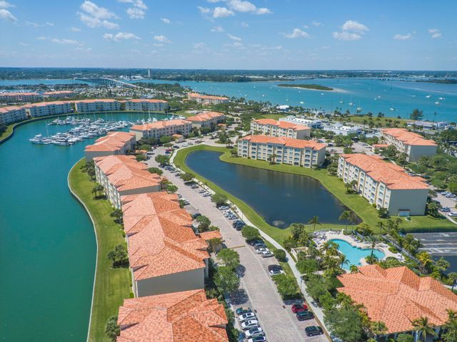 6 Harbour Isle Drive E Ph01, Fort Pierce, FL 34949