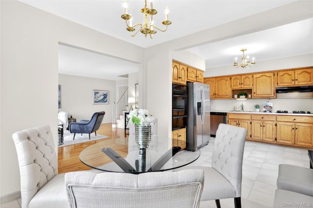 1019 Whittier Avenue, New Hyde Park, NY 11040