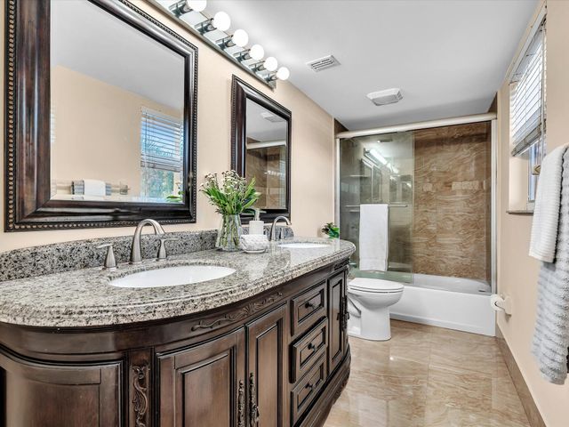 333 SE 20th Avenue 204, Deerfield Beach, FL 33441