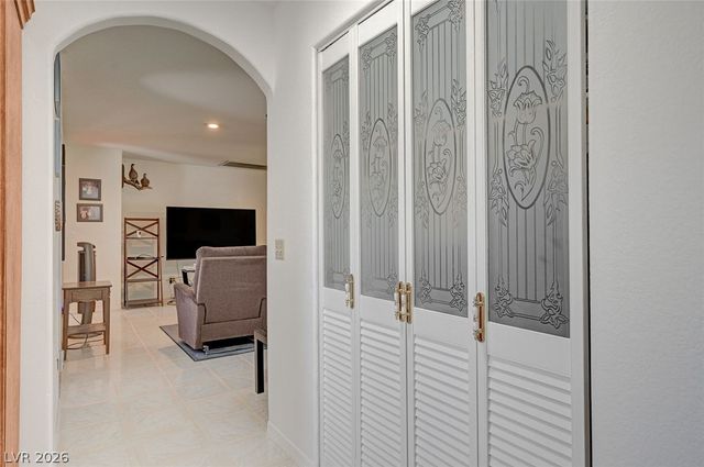 4910 East Philadelphia Avenue, Las Vegas, NV 89104