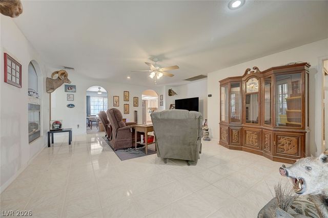 4910 East Philadelphia Avenue, Las Vegas, NV 89104