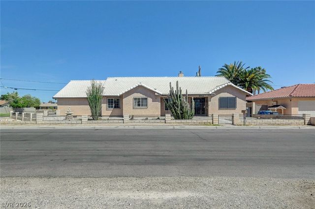 4910 East Philadelphia Avenue, Las Vegas, NV 89104