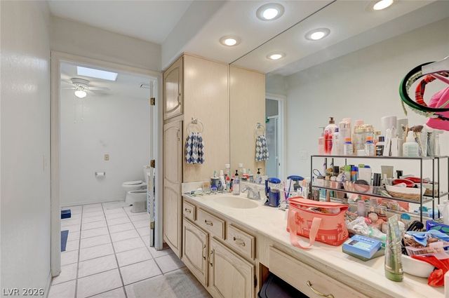 4910 East Philadelphia Avenue, Las Vegas, NV 89104