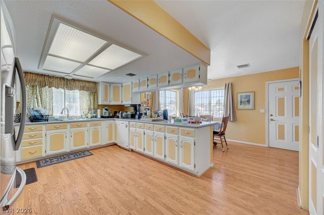 4910 East Philadelphia Avenue, Las Vegas, NV 89104