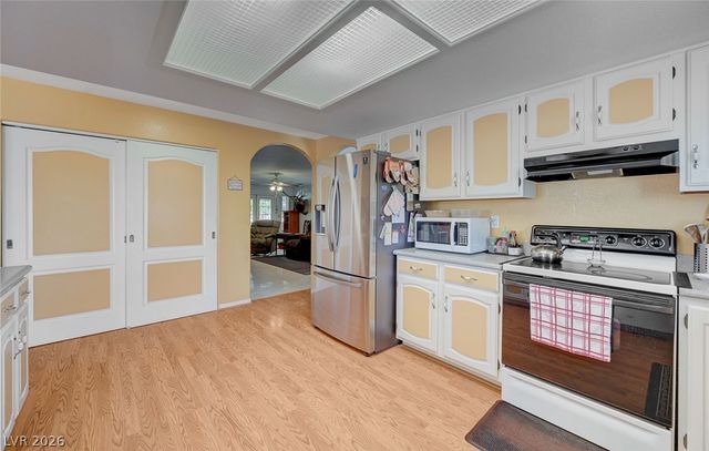 4910 East Philadelphia Avenue, Las Vegas, NV 89104