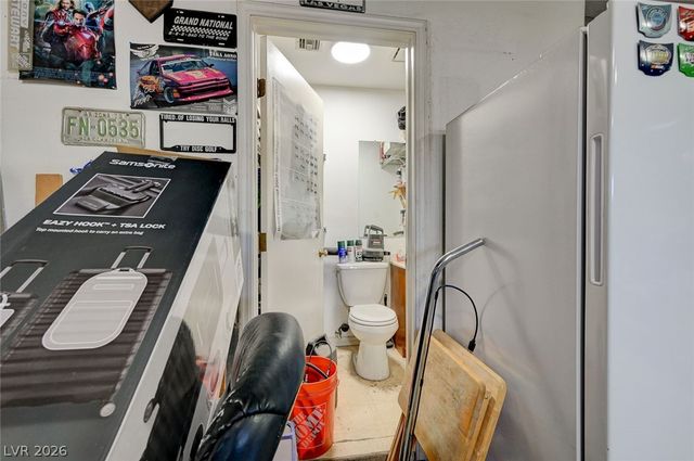 4910 East Philadelphia Avenue, Las Vegas, NV 89104