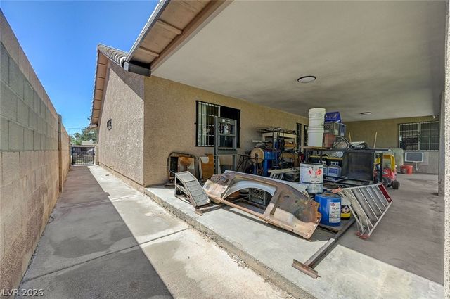 4910 East Philadelphia Avenue, Las Vegas, NV 89104