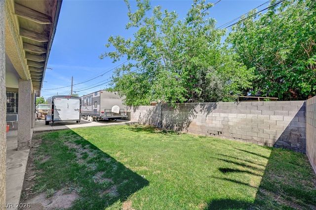 4910 East Philadelphia Avenue, Las Vegas, NV 89104