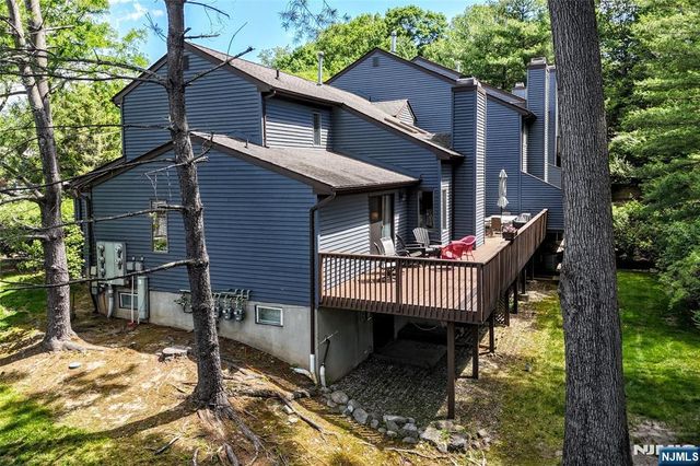 143 Fisher Road, Mahwah, NJ 07430